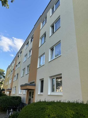 Für Kapitalanleger: vermietete 3-Zi-Whg mit Laminatböden & geräumigem Südbalkon in gepflegter Anlage