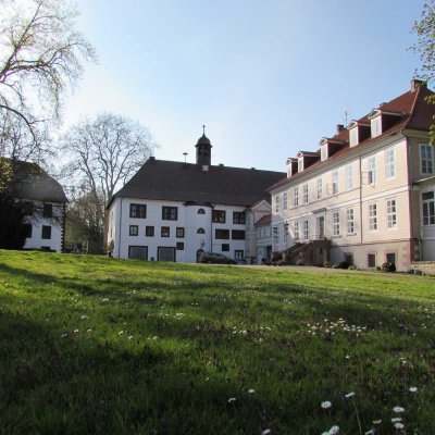 Wohnen im historischen Kavaliershaus mit regenerativer Energieversorgung