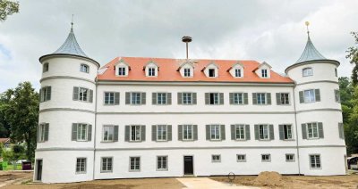 Wunderschöne 3-Zimmer-Dachgeschosswohnung im Schloss