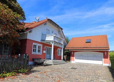 Top! Gepflegtes Einfam.-Haus mit Doppelgarage, Solaranlage, Sauna, Gartenhaus u. Teich