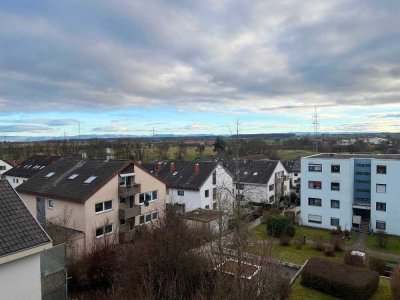 "3,5-Zi.-Obergeschosswohnung mit Aufzug und Balkon in Ostfildern-Scharnhausen"