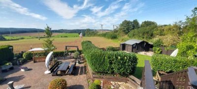 Traumhaft schönes Zweifamilienhaus mit fantastischem Blick in den Nationalpark Eifel