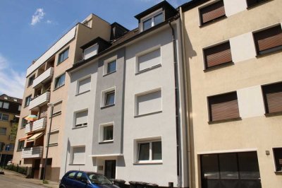 Sehr gepflegte 2,5-Raum-EG-Wohnung mit Balkon im beliebten Essener Südostviertel sucht Nachmieter