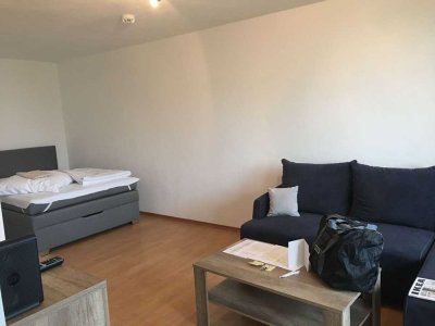 Schöne 1-Zimmer-Wohnung mit Balkon und Einbauküche in Ingolstadt