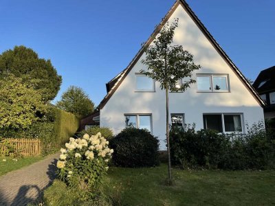 Moderne, helle, 3,5 Zi. Wohnung mit Balkon in RE Nord