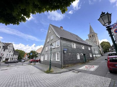 FRISCH KERNSANIERT! Mehrparteienhaus in Top Lage - Denkmalgeschütztes  & historisches Stadthaus!