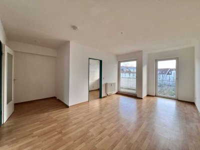 Schöne 2-Raum-Etagenwohnung mit sonnigem Balkon