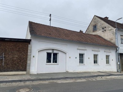 Sehr liebes Landhaus mit Innenhof und Garten!