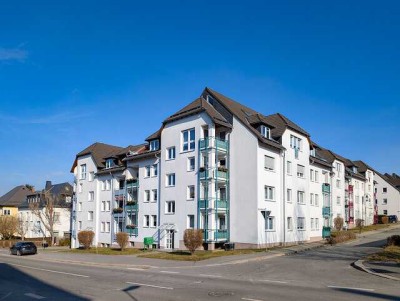 möblierte 3 Zimmer Wohnung mit Einbauküche in Rodewisch mit Balkon