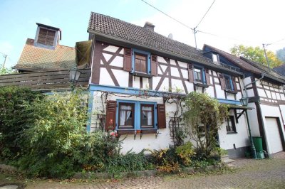 Hübsches Altstadthaus mit Garage und Platz für eine Werkstatt