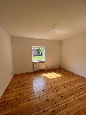 Tolle 3-Zimmer-Ergeschosswohnung in Büdelsdorf sucht Nachmieter!