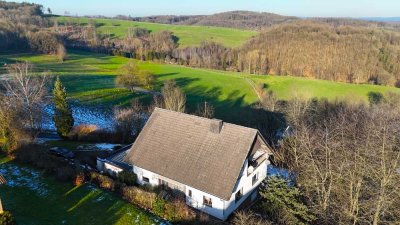 Mehrfamilienhaus auf großzügigem Grundstück mit traumhafter Aussicht in Windeck