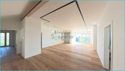 Immobilien Seegerer: Wunderschöne Neubau-Penthousewohnung mit traumhafter Aussicht in Zeisertsweiler