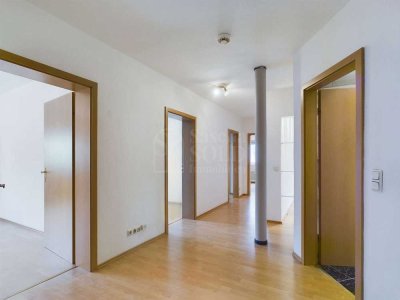 Helle Wohnung mit 95 m² und zwei Balkonen in guter Lage von Dudweiler Süd