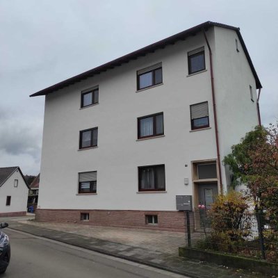 Großzügiges Dreifamilienhaus in Otterbach