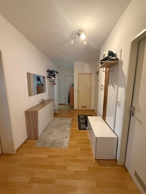 Geräumige 3 Zimmer Wohnung mit Balkon und Keller