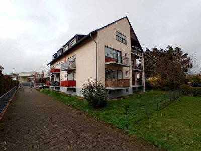 Stilvolle, sanierte 1-Zimmer-Wohnung mit Balkon in Kelsterbach