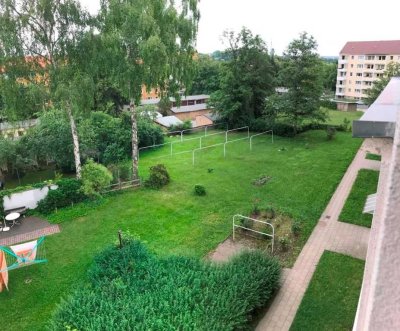 Schöne 2-Raum-Wohnung in grüner Lage mit Balkon