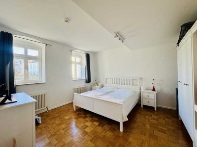 Wohnen im Kartäuserkloster - 2 Zimmer, möbliert mit Terrasse,  Wannenbad mit Fenster,  EBK, Parkett