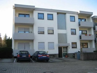 Freundliches 1-Zimmer-Apartment mit EBK und Balkon in Ebernburg