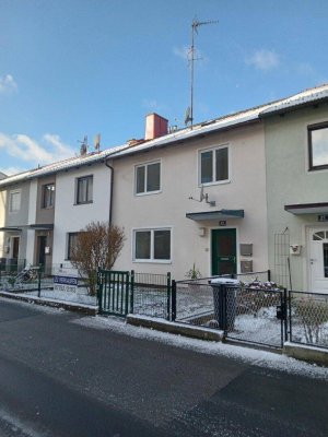 GELEGENHEIT - Reihenhaus mit Potenzial in beliebter Wohngegend in Ried im Innkreis