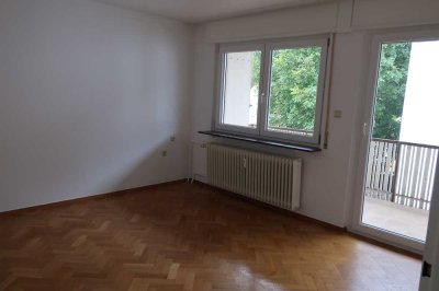 Schöne helle 3-Zimmer-Wohnung mit Balkon in Keltern