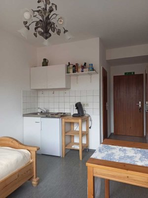 Helles 1-Zimmer-Apartment in Ulm, Nähe Donaustadion