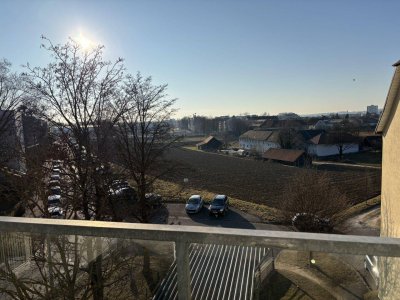 Sonnenuntergang am Balkon - 3 Zimmer Wohnung mit Garagenplatz in Linz