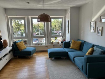 Stilvolle 4-Zimmer-Wohnung in Rheinnähe ++ PROVISIONSFREI ++