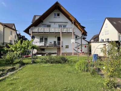 Bezugsfreie Wohnung mit großem Garten