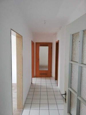 Gevelsberg/Taubenstr. Schöne 70 m²-Whg. m. 3,5 Zi. - kein Balkon/Gartennutzung