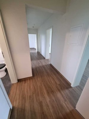 Geräumige 4-Zimmer-Wohnung in Lichtenroich mit modernem Bad
