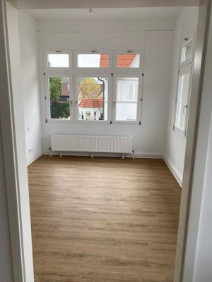 Plochingen: Wunderschön sanierte 4-Zimmer-Wohnung zur Miete in zentraler Lage!