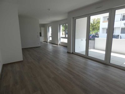 NEUBAU ! Schicke  3 Zimmerwohnung mit Balkon