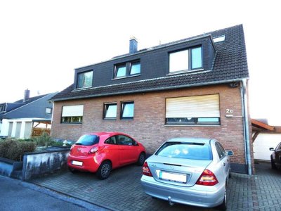 Mehrfamilienhaus mit 6 Wohneinheiten mit Garage, Carport und Stellplätzen