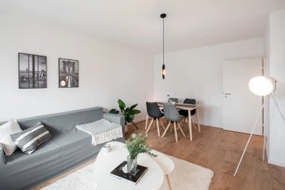 Neu renovierte Wohnung mit Balkon in Köln!