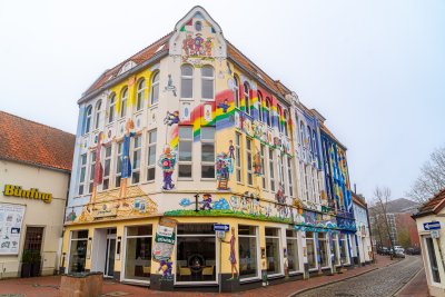 Modernes Apartment im bekannten Bunten Haus? Mitten in der Altstadt von Leer