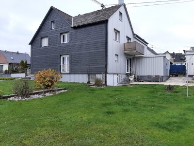 Einfamilienhaus mit Garten