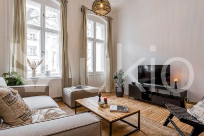 GUZET - 5 rooms apartment with Balcony in Friedrichshain