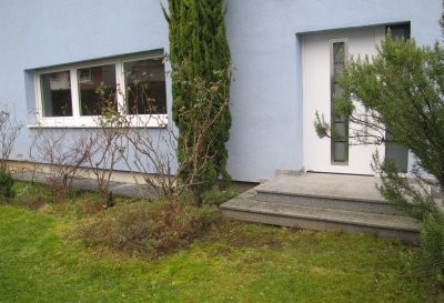 Großzügige 2-Zimmer-Wohnung, EG mit Gartennutzung in Köln-Porz-Eil