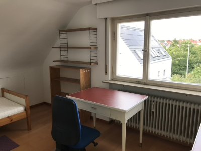 Möbliertes Zimmer in Studierenden-WG, Ludwigsburg, ruhig und nah gelegen zu den Hochschulen