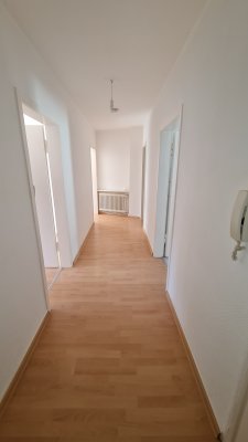 2 Zimmer Wohnung, 3. OG mit kleinem Balkon in Dortmund Innenstadt Klinikviertel frei ab sofort