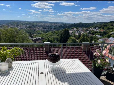 Wohnen über den Dächern von Esslingen - 4,5-Zimmer-Wohnung mit traumhafter Aussicht