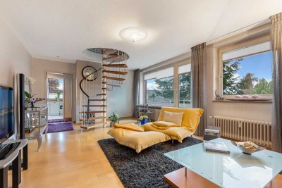 Stilvolle Maisonette-Wohnung mit Galerie und zwei optionalen Garagen