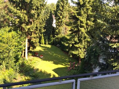 Mietwohnung in zentraler Lage mit großem Balkon und Blick ins Grüne