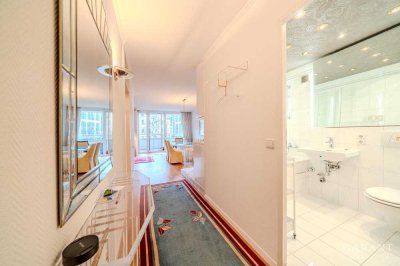 *Einziehen und wohlfühlen * Möblierte 2 Zimmer-Wohnung mit Balkon*