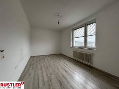 Charmante 3-Zimmer-Wohnung mit Balkon und Salzachblick