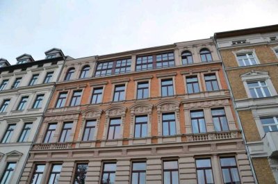 Schöne 3-Raum-Wohnung mit Balkon, EBK* + PKW-Stellplatz** in sehr guter Altstadtlage Nähe Hassel