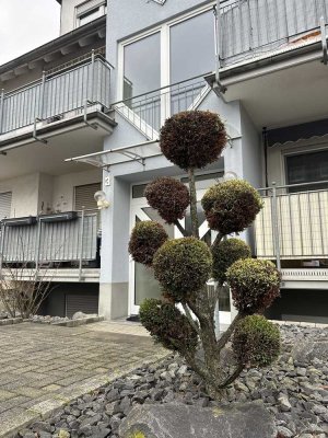 Zentrale und lichtdurchflutete 2,5-Zimmer-Wohnung mit Terrasse in Remagen