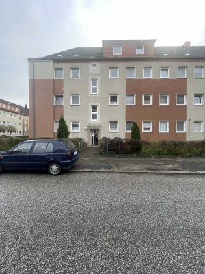 Provisionsfrei!!! Renovierte und zentrale Dachgeschosswohnung in Lübeck -St. Gertrud